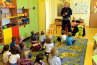 Spotkanie z policjantem w żorskim przedszkolu
