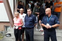 Uczestnicy wyprawy pod Komendą Powiatową Policji w Mikołowie